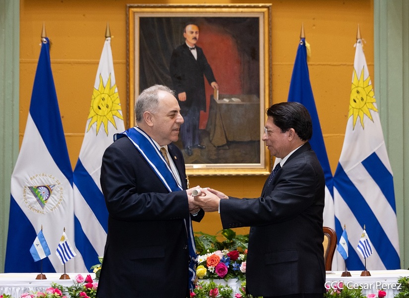 EMBAJADOR2